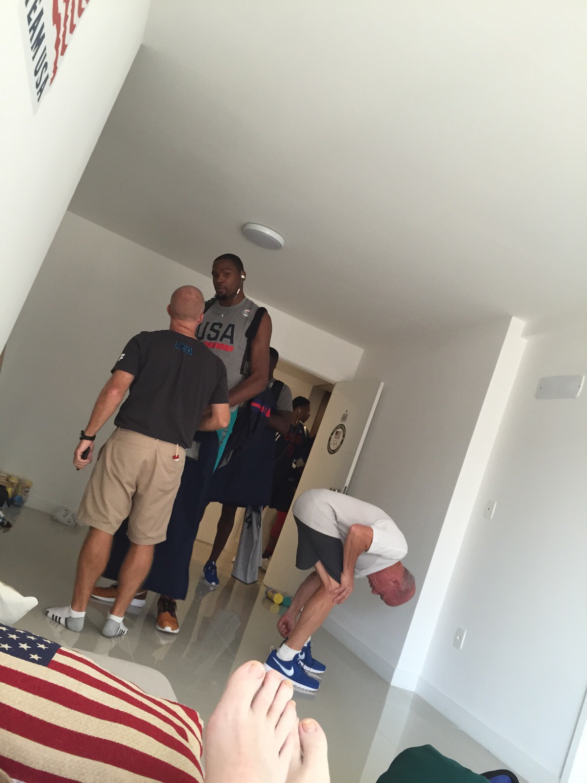Kevin Durant and other U.S. basketball players visit U.S. coaches dorm room at the Olympic Village